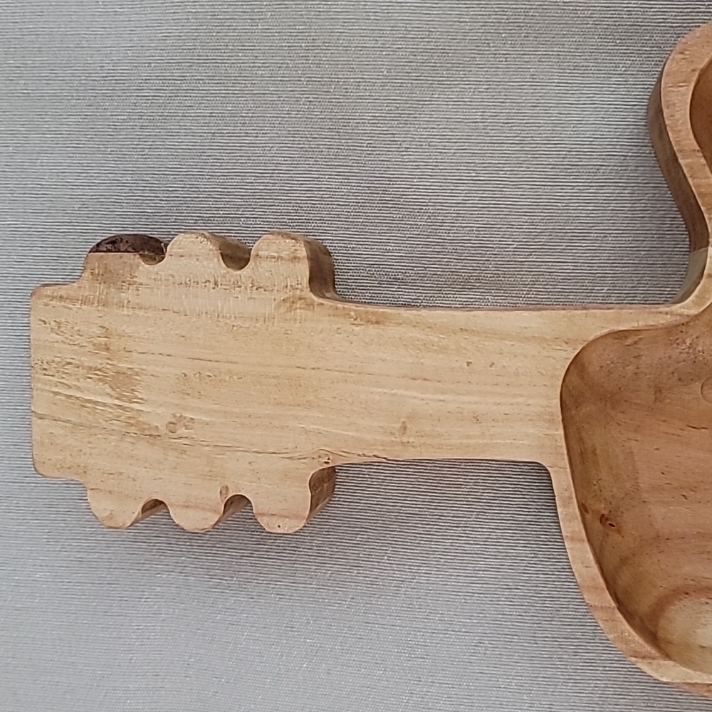 Dolly Parton Guitar-Shaped Acacia Wood Serving Tray - Picture 3 of 16